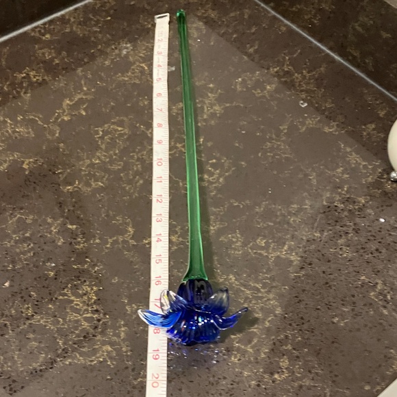 Glass Flower - Picture 8 of 9